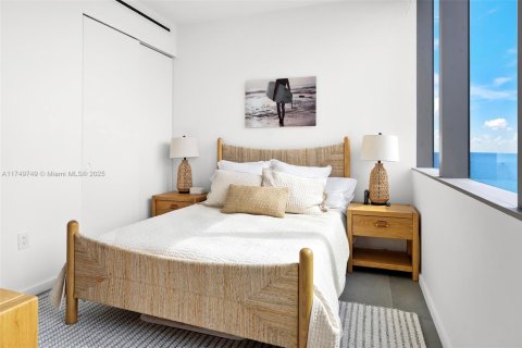 Copropriété à louer à Hallandale Beach, Floride: 4 chambres, 236.44 m2 № 1977256 - photo 14