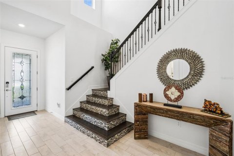 House in Orlando, Florida 7 bedrooms, 414.16 sq.m. № 2238047 - photo 8