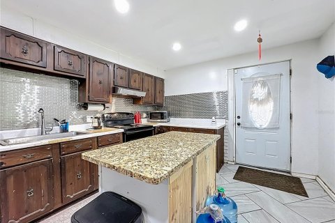 Villa ou maison à vendre à Orlando, Floride: 3 chambres, 161.37 m2 № 2099167 - photo 15