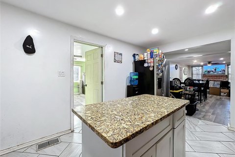 Villa ou maison à vendre à Orlando, Floride: 3 chambres, 161.37 m2 № 2099167 - photo 14