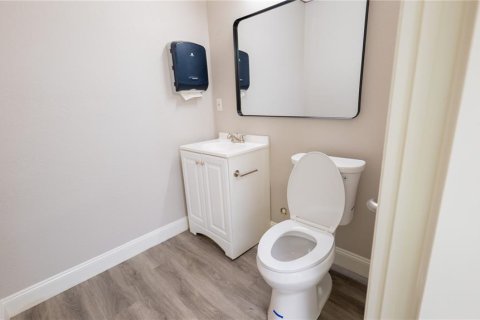Immobilier commercial à louer à Dunedin, Floride: 482.35 m2 № 2128094 - photo 5