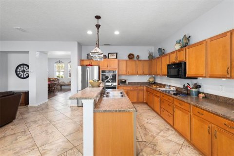 House in DeLand, Florida 5 bedrooms, 314.75 sq.m. № 1718337 - photo 12