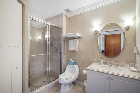 Купить кондоминиум в Серфсайд, Флорида 2 спальни, 161.65м2, № 2004292 - фото 24