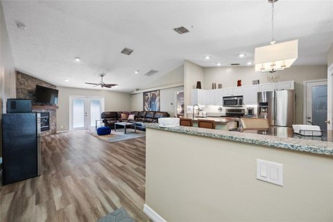 Casa en venta en Largo, Florida, 3 dormitorios, 137.87 m2 № 2267098 - foto 8