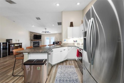 Casa en venta en Largo, Florida, 3 dormitorios, 137.87 m2 № 2267098 - foto 22