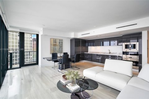 Купить кондоминиум в Майами, Флорида 2 спальни, № 1987125 - фото 10