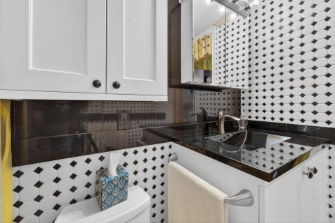 Condominio en venta en Pompano Beach, Florida, 1 dormitorio, 59.83 m2 № 2173873 - foto 22