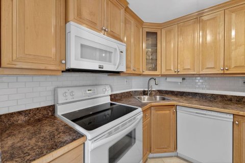 Condominio en venta en Pompano Beach, Florida, 1 dormitorio, 59.83 m2 № 2173873 - foto 6