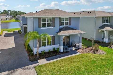 House in New Smyrna Beach, Florida 3 bedrooms, 149.94 sq.m. № 2103080 - photo 28