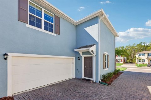 House in New Smyrna Beach, Florida 3 bedrooms, 149.94 sq.m. № 2103080 - photo 25