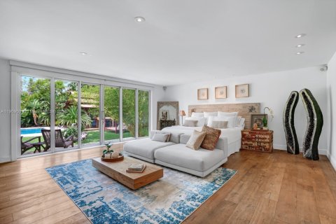 Купить виллу или дом в Майами, Флорида 5 спален, 354.33м2, № 1964397 - фото 12