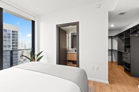 Condo in Miami, Florida, 3 bedrooms № 2087061 - photo 20