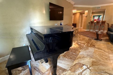 Купить кондоминиум в Авентура, Флорида 2 спальни, 180.69м2, № 1806077 - фото 12
