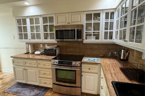 Купить кондоминиум в Авентура, Флорида 2 спальни, 180.69м2, № 1806077 - фото 19