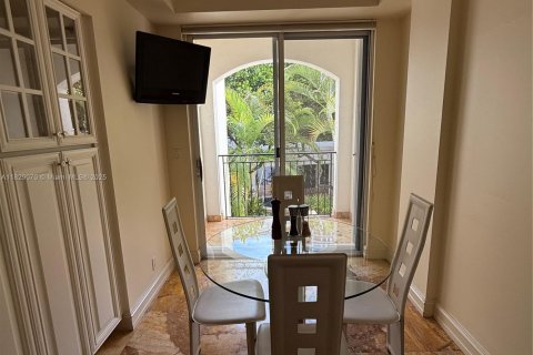 Купить кондоминиум в Авентура, Флорида 2 спальни, 180.69м2, № 1806077 - фото 23