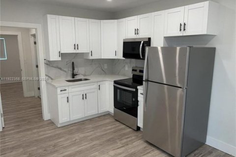 Appartement à louer à Miami Beach, Floride: 1 chambre № 1976874 - photo 1