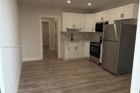 Appartement à louer à Miami Beach, Floride: 1 chambre № 1976874 - photo 2