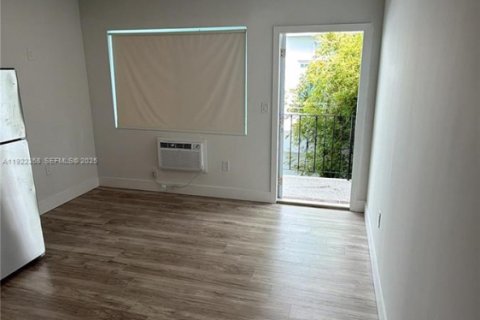 Appartement à louer à Miami Beach, Floride: 1 chambre № 1976874 - photo 4