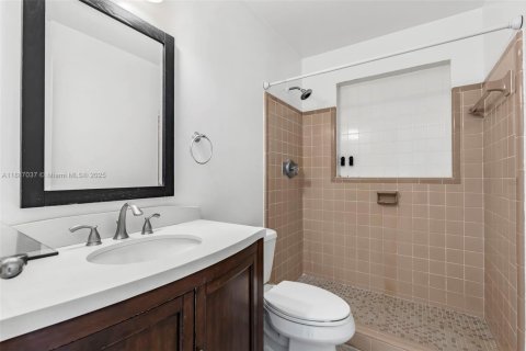 Casa en alquiler en Haverhill, Florida, 3 dormitorios, 263.29 m2 № 1933690 - foto 19