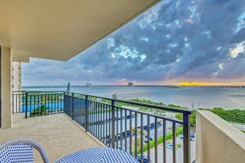 Copropriété à louer à Riviera Beach, Floride: 2 chambres, 132.29 m2 № 2184996 - photo 3