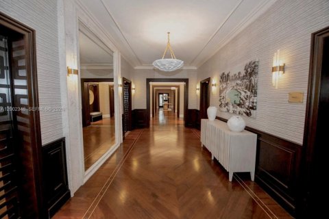 Condo in Aventura, Florida, 2 bedrooms  № 2170327 - photo 27