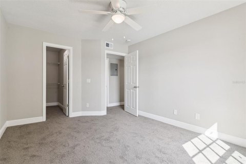 Condo in Orlando, Florida, 1 bedroom № 2239188 - photo 13