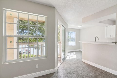 Condo in Orlando, Florida, 1 bedroom № 2239188 - photo 11