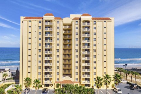 Condominio en venta en Daytona Beach, Florida, 3 dormitorios, 216 m2 № 1717324 - foto 1