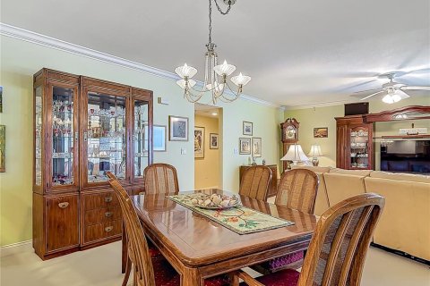 Condominio en venta en Daytona Beach, Florida, 3 dormitorios, 216 m2 № 1717324 - foto 14