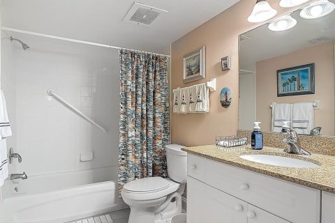 Condominio en venta en Daytona Beach, Florida, 3 dormitorios, 216 m2 № 1717324 - foto 23