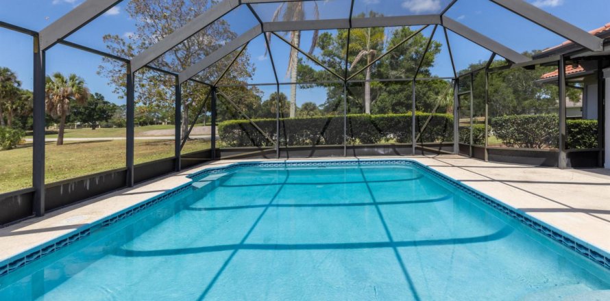 Villa ou maison à Fort Pierce, Floride 3 chambres, 347.18 m2 № 1139272