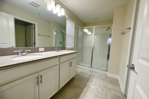House in Winter Garden, Florida 4 bedrooms, 173.45 sq.m. № 1803754 - photo 17