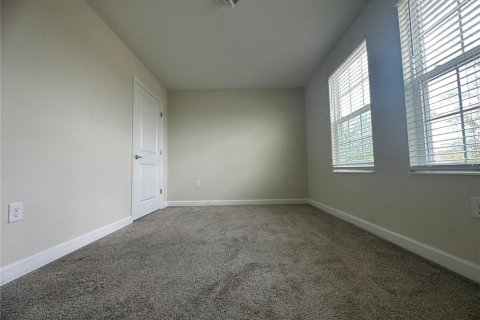 House in Winter Garden, Florida 4 bedrooms, 173.45 sq.m. № 1803754 - photo 21