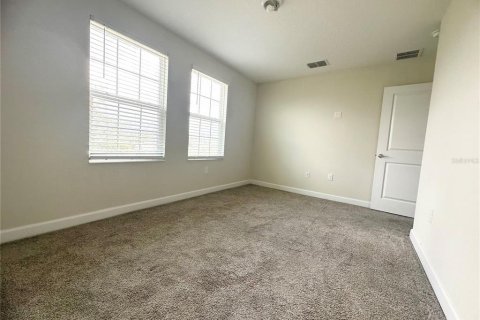 House in Winter Garden, Florida 4 bedrooms, 173.45 sq.m. № 1803754 - photo 19