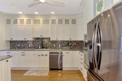 Villa ou maison à louer à Sarasota, Floride: 3 chambres, 253.34 m2 № 2431130 - photo 8