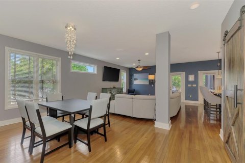 Villa ou maison à louer à Sarasota, Floride: 3 chambres, 253.34 m2 № 2431130 - photo 12