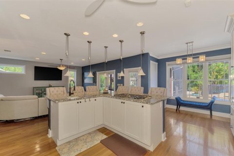 Villa ou maison à louer à Sarasota, Floride: 3 chambres, 253.34 m2 № 2431130 - photo 10