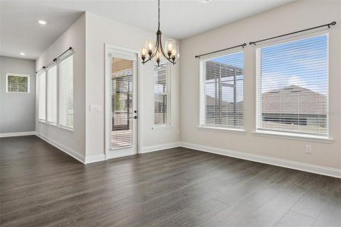 Villa ou maison à vendre à Clermont, Floride: 5 chambres, 319.12 m2 № 2147763 - photo 12
