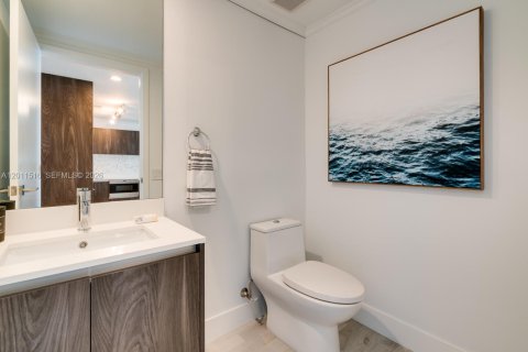 Apartment in Miami, Florida 3 bedrooms, 141.77 sq.m. № 2074931 - photo 27