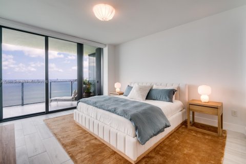 Apartment in Miami, Florida 3 bedrooms, 141.77 sq.m. № 2074931 - photo 13