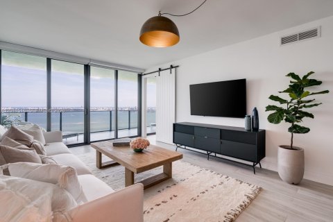 Apartment in Miami, Florida 3 bedrooms, 141.77 sq.m. № 2074931 - photo 6