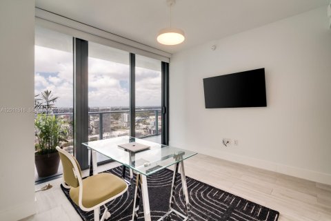 Apartment in Miami, Florida 3 bedrooms, 141.77 sq.m. № 2074931 - photo 21