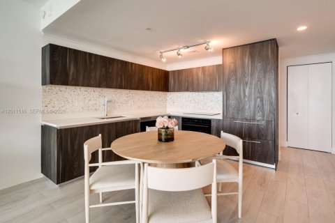 Apartment in Miami, Florida 3 bedrooms, 141.77 sq.m. № 2074931 - photo 4