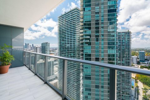 Apartment in Miami, Florida 3 bedrooms, 141.77 sq.m. № 2074931 - photo 24