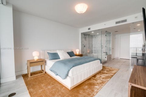 Apartment in Miami, Florida 3 bedrooms, 141.77 sq.m. № 2074931 - photo 16