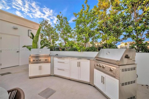 Copropriété à louer à Coral Gables, Floride: 2 chambres № 2152873 - photo 22
