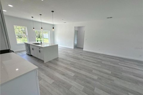 House in Citrus Springs, Florida 4 bedrooms, 164.81 sq.m. № 1884036 - photo 14