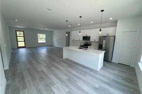 House in Citrus Springs, Florida 4 bedrooms, 164.81 sq.m. № 1884036 - photo 13