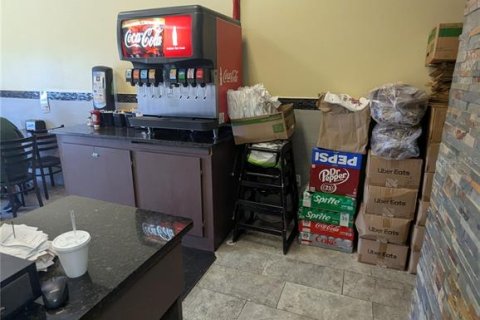 Propiedad comercial en venta en Clermont, Florida, 6010.22 m2 № 2108981 - foto 10