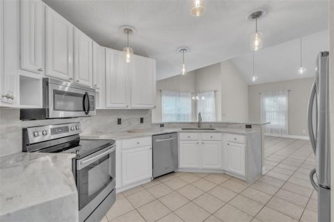 House in Winter Park, Florida 4 bedrooms, 264.4 sq.m. № 1817299 - photo 21